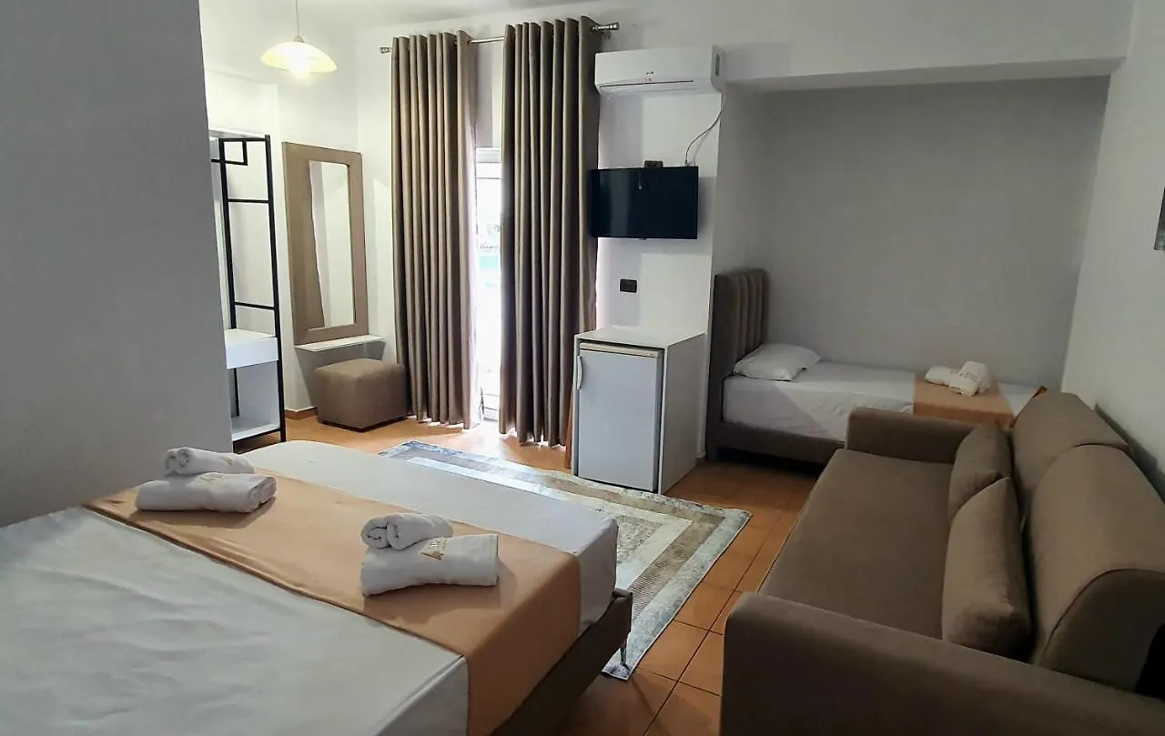 Hotel De Ksamil 0*,  Albania