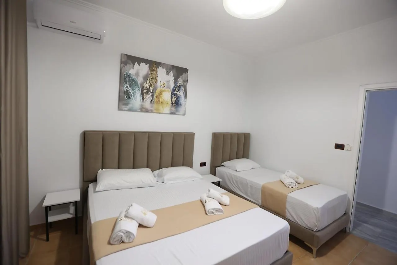 Hotel De Ksamil