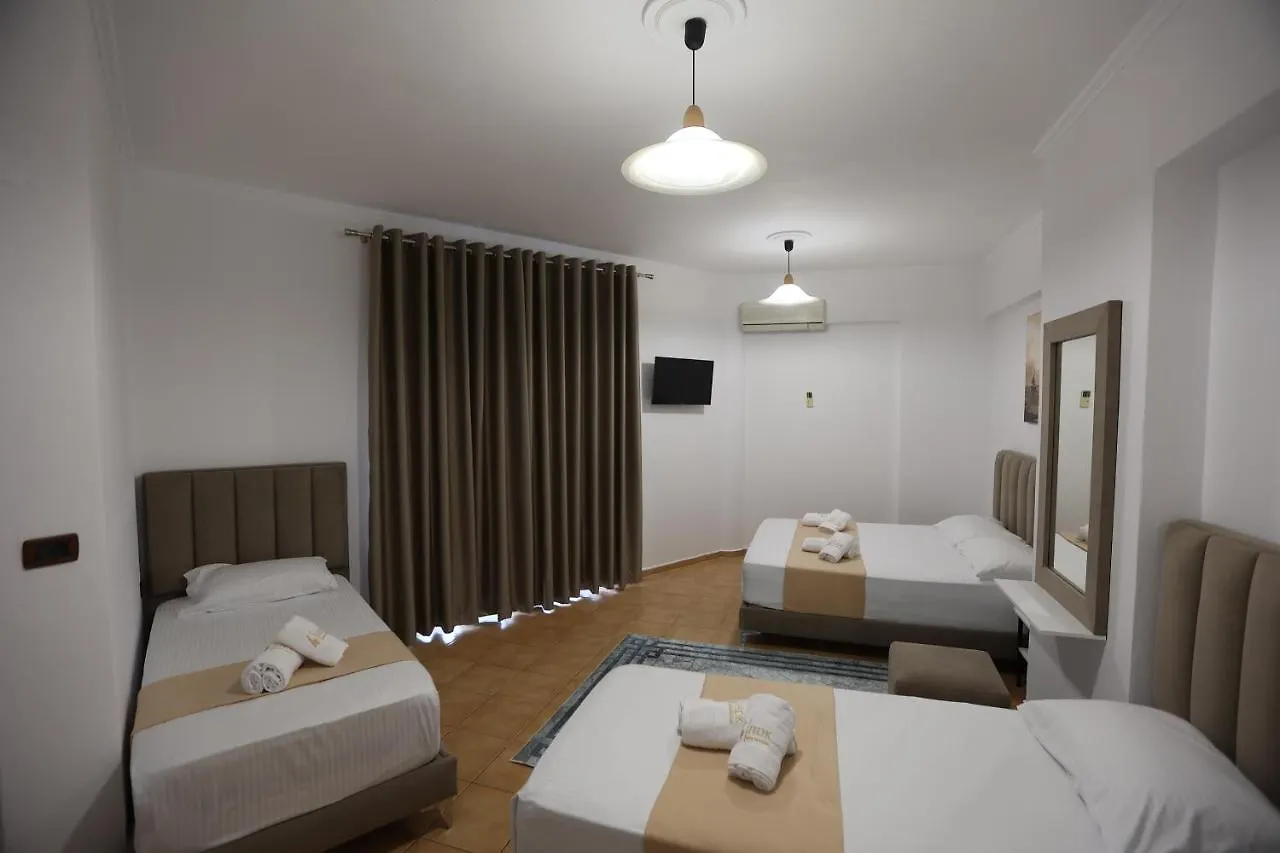 Hotel De Ksamil