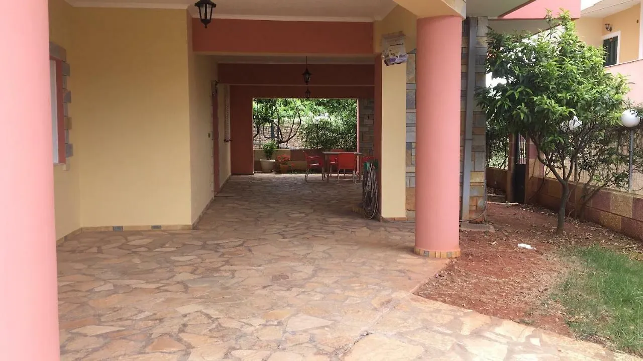 Hotel De Ksamil 0*,